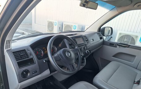 Volkswagen Caravelle T5, 2011 год, 1 550 000 рублей, 8 фотография