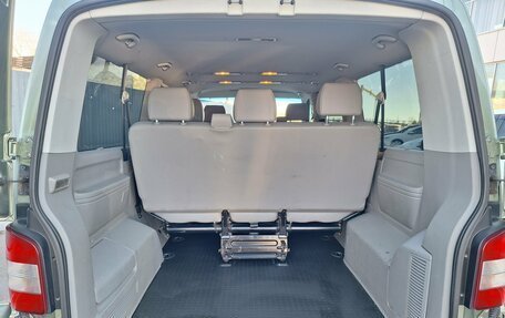 Volkswagen Caravelle T5, 2011 год, 1 550 000 рублей, 21 фотография