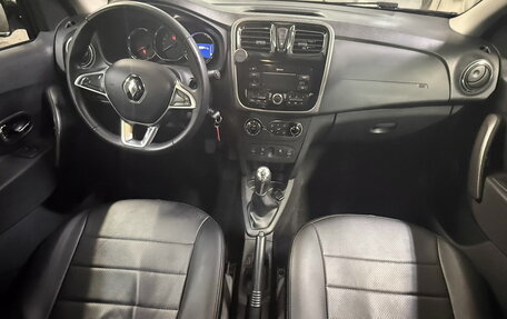 Renault Logan II, 2018 год, 898 000 рублей, 3 фотография