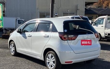 Honda Fit, 2021 год, 815 000 рублей, 5 фотография