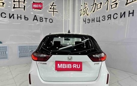 Honda Fit, 2021 год, 1 137 000 рублей, 5 фотография