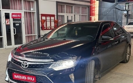 Toyota Camry, 2016 год, 1 900 000 рублей, 2 фотография