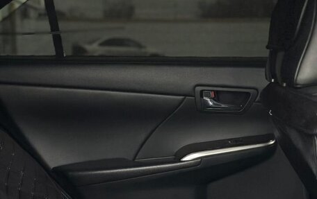 Toyota Camry, 2016 год, 1 900 000 рублей, 7 фотография