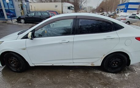 Hyundai Solaris II рестайлинг, 2015 год, 430 000 рублей, 4 фотография