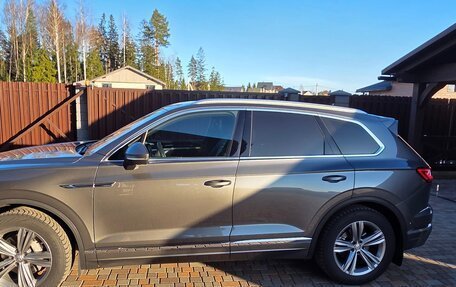 Volkswagen Touareg III, 2020 год, 5 750 000 рублей, 5 фотография