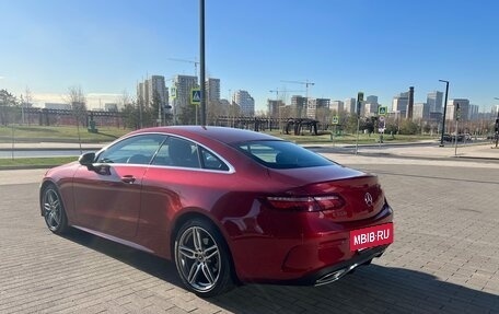 Mercedes-Benz E-Класс, 2017 год, 5 000 000 рублей, 4 фотография