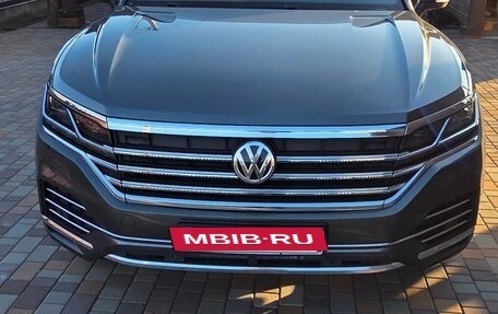 Volkswagen Touareg III, 2020 год, 5 750 000 рублей, 4 фотография
