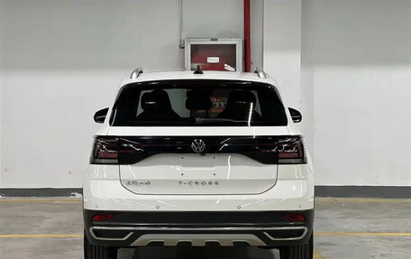 Volkswagen T-Cross I, 2022 год, 1 270 000 рублей, 5 фотография