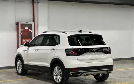 Volkswagen T-Cross I, 2022 год, 1 270 000 рублей, 4 фотография