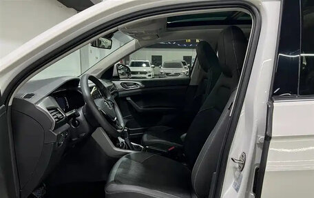 Volkswagen T-Cross I, 2022 год, 1 270 000 рублей, 8 фотография