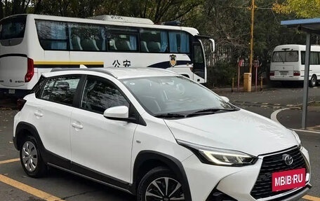 Toyota Yaris XP150 рестайлинг, 2022 год, 1 190 001 рублей, 3 фотография