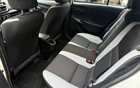 Toyota Yaris XP150 рестайлинг, 2022 год, 1 190 001 рублей, 9 фотография