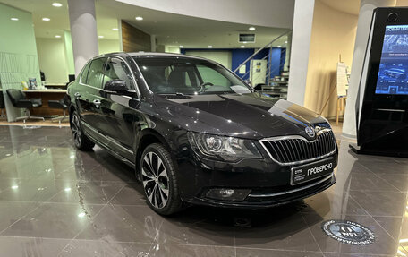 Skoda Superb III рестайлинг, 2013 год, 1 435 000 рублей, 3 фотография