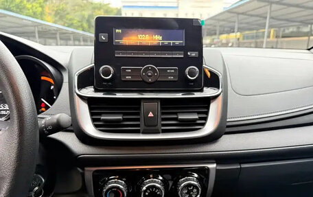 Toyota Yaris XP150 рестайлинг, 2022 год, 1 190 001 рублей, 14 фотография