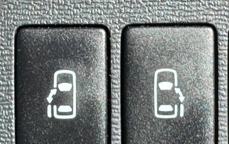 Toyota ISis I, 2017 год, 1 090 333 рублей, 25 фотография