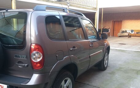 Chevrolet Niva I рестайлинг, 2016 год, 770 000 рублей, 4 фотография