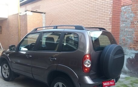Chevrolet Niva I рестайлинг, 2016 год, 770 000 рублей, 5 фотография