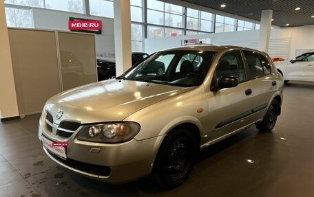 Nissan Almera, 2002 год, 160 600 рублей, 6 фотография