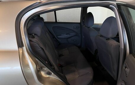 Nissan Almera, 2002 год, 160 600 рублей, 16 фотография