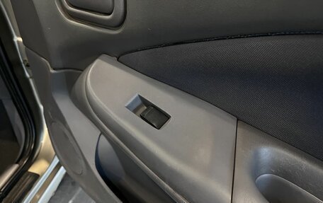 Nissan Almera, 2002 год, 160 600 рублей, 25 фотография