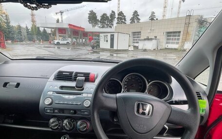 Honda Fit III, 2001 год, 215 000 рублей, 2 фотография