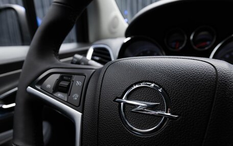 Opel Mokka I, 2013 год, 1 049 000 рублей, 21 фотография