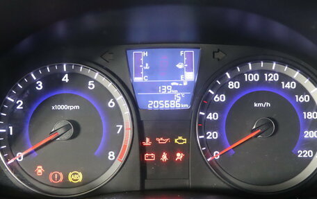 Hyundai Solaris II рестайлинг, 2015 год, 899 990 рублей, 16 фотография