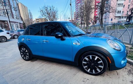 MINI Hatch, 2017 год, 2 000 000 рублей, 4 фотография