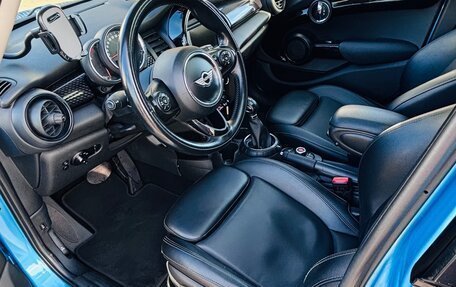 MINI Hatch, 2017 год, 2 000 000 рублей, 6 фотография