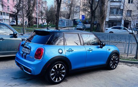 MINI Hatch, 2017 год, 2 000 000 рублей, 3 фотография