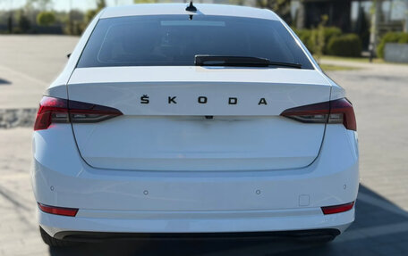 Skoda Octavia IV, 2022 год, 1 915 000 рублей, 4 фотография