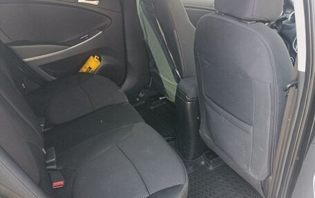 Hyundai Solaris II рестайлинг, 2016 год, 1 180 000 рублей, 4 фотография