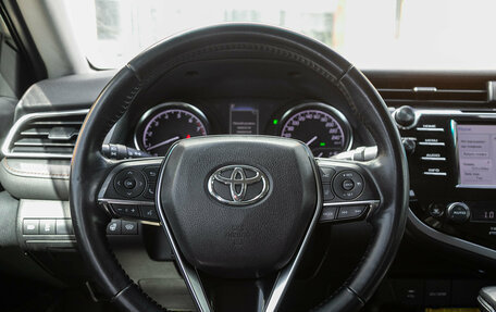 Toyota Camry, 2018 год, 2 438 000 рублей, 20 фотография