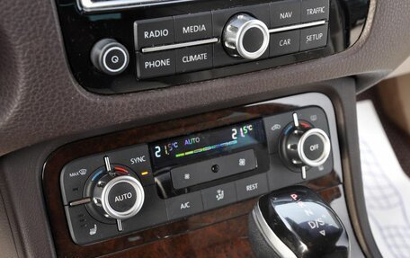 Volkswagen Touareg III, 2014 год, 2 000 000 рублей, 16 фотография