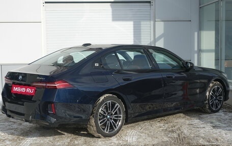 BMW 5 серия, 2025 год, 10 090 000 рублей, 4 фотография