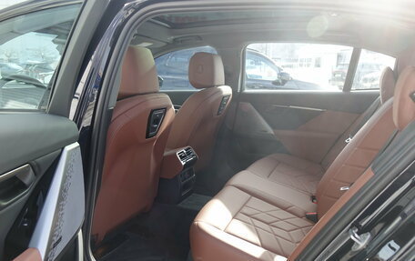 BMW 5 серия, 2025 год, 10 090 000 рублей, 16 фотография