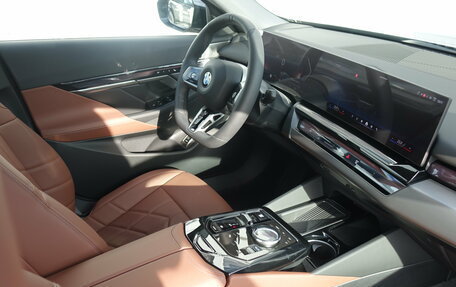 BMW 5 серия, 2025 год, 10 090 000 рублей, 18 фотография