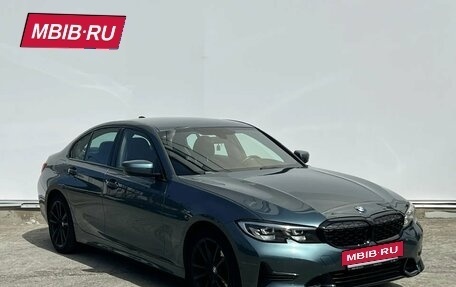 BMW 3 серия, 2021 год, 3 300 000 рублей, 3 фотография