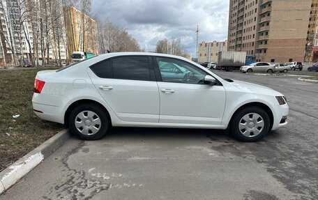 Skoda Octavia, 2017 год, 1 570 000 рублей, 7 фотография