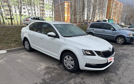 Skoda Octavia, 2017 год, 1 570 000 рублей, 6 фотография
