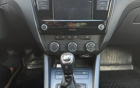 Skoda Octavia, 2017 год, 1 570 000 рублей, 17 фотография