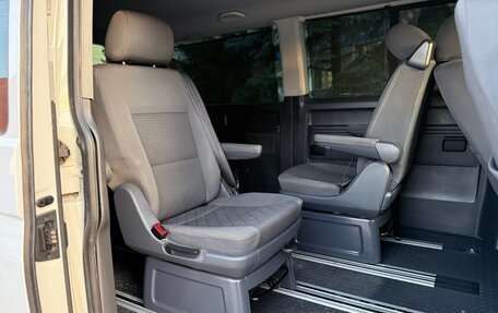 Volkswagen Multivan T5, 2013 год, 2 760 000 рублей, 16 фотография