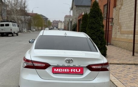 Toyota Camry, 2019 год, 2 630 000 рублей, 3 фотография