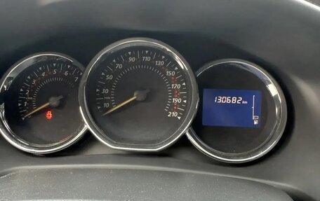 Renault Sandero II рестайлинг, 2015 год, 830 000 рублей, 11 фотография