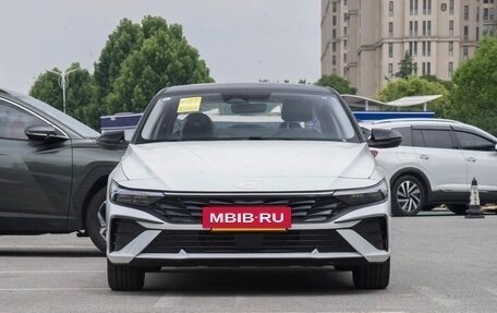 Hyundai Elantra, 2026 год, 2 100 000 рублей, 2 фотография