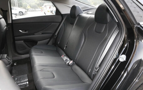 Hyundai Elantra, 2026 год, 2 100 000 рублей, 17 фотография