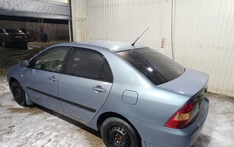 Toyota Corolla, 2003 год, 320 000 рублей, 4 фотография