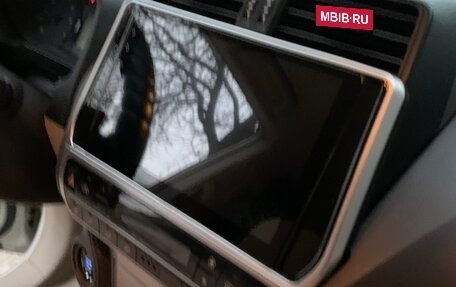 Toyota Land Cruiser Prado 150 рестайлинг 2, 2018 год, 5 550 000 рублей, 21 фотография