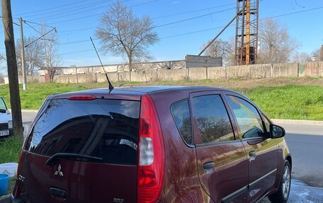 Mitsubishi Colt VI рестайлинг, 2004 год, 400 000 рублей, 10 фотография