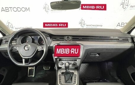 Volkswagen Passat B8 рестайлинг, 2018 год, 3 349 000 рублей, 8 фотография